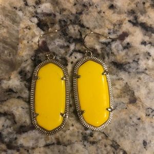 Kendra Scott Dani Earrings